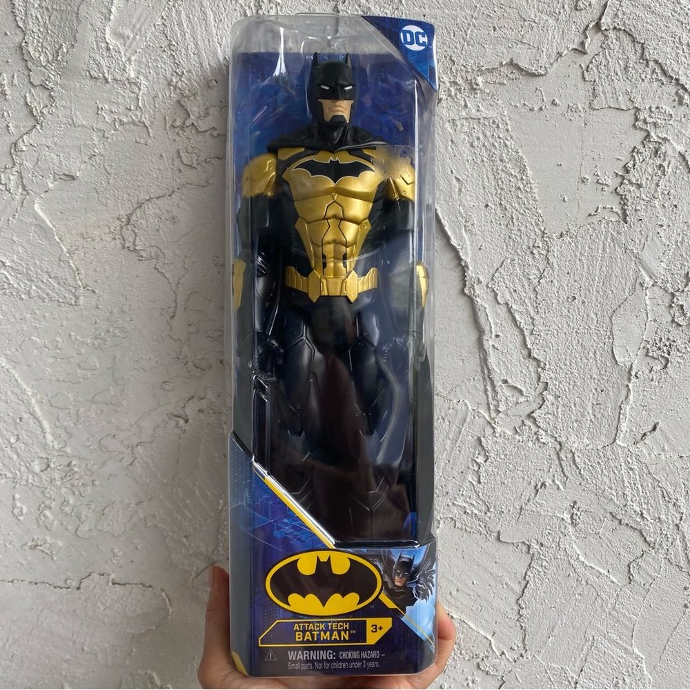 BNIB Attack Tech Batman Action Figure 12"inch Spin Master Gold and Black 2022